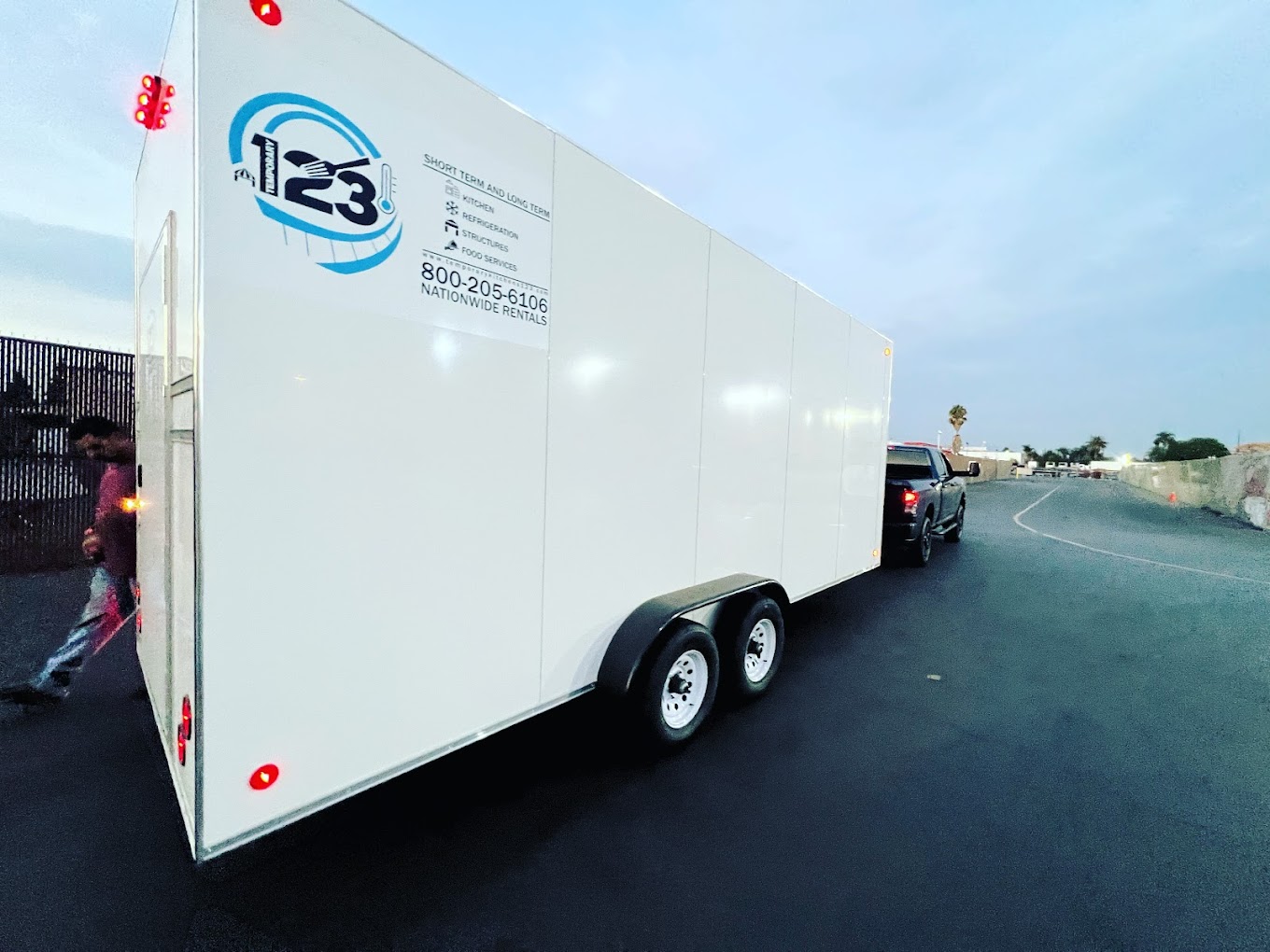 ICE FOX MOBILE FREEZER RENTAL