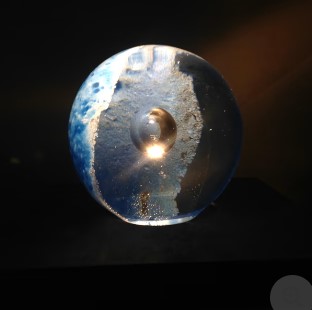 C-Moonlight Globe Lamp, Large