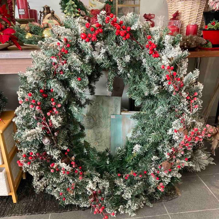 Snowy Christmas Wreath