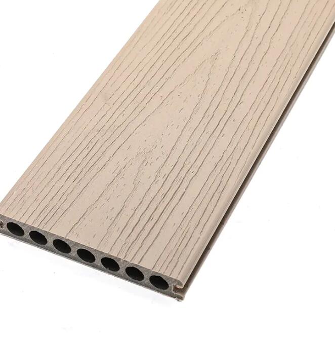 Co-extrusion WPC Decking Courtyard Wood Plastic Floor Decoration