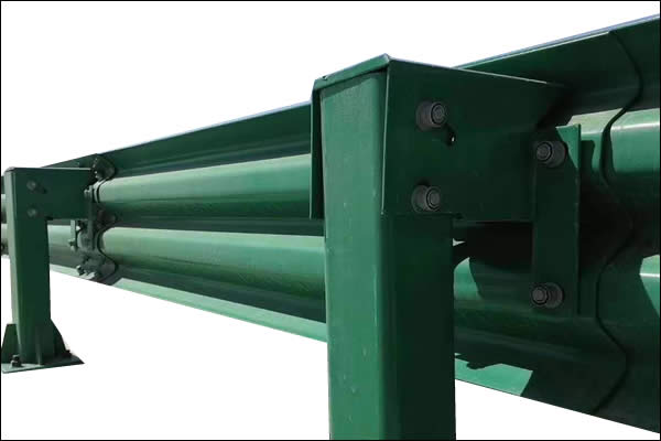 Plastic Coated Sprayed Steel Guardrail