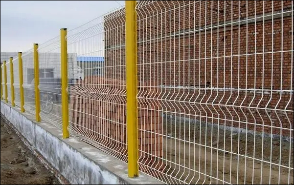 Welded Mesh Curved Fencing