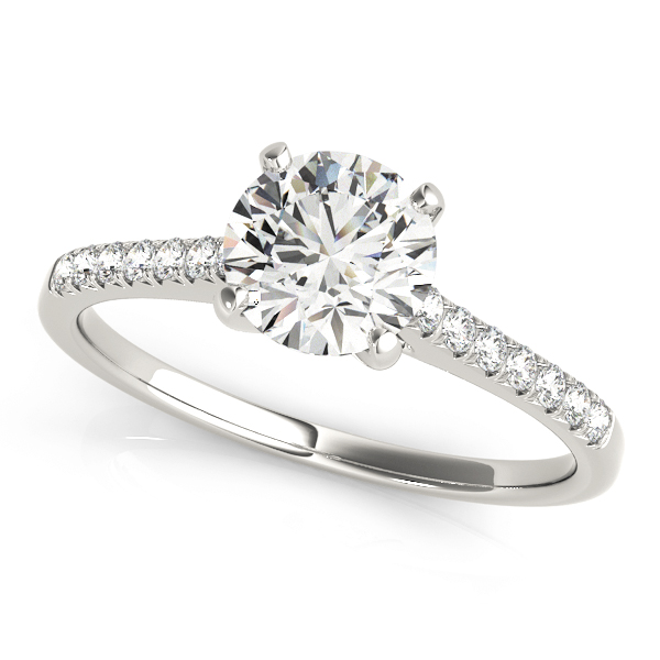 Traditional Style Round Diamond Engagement Ring