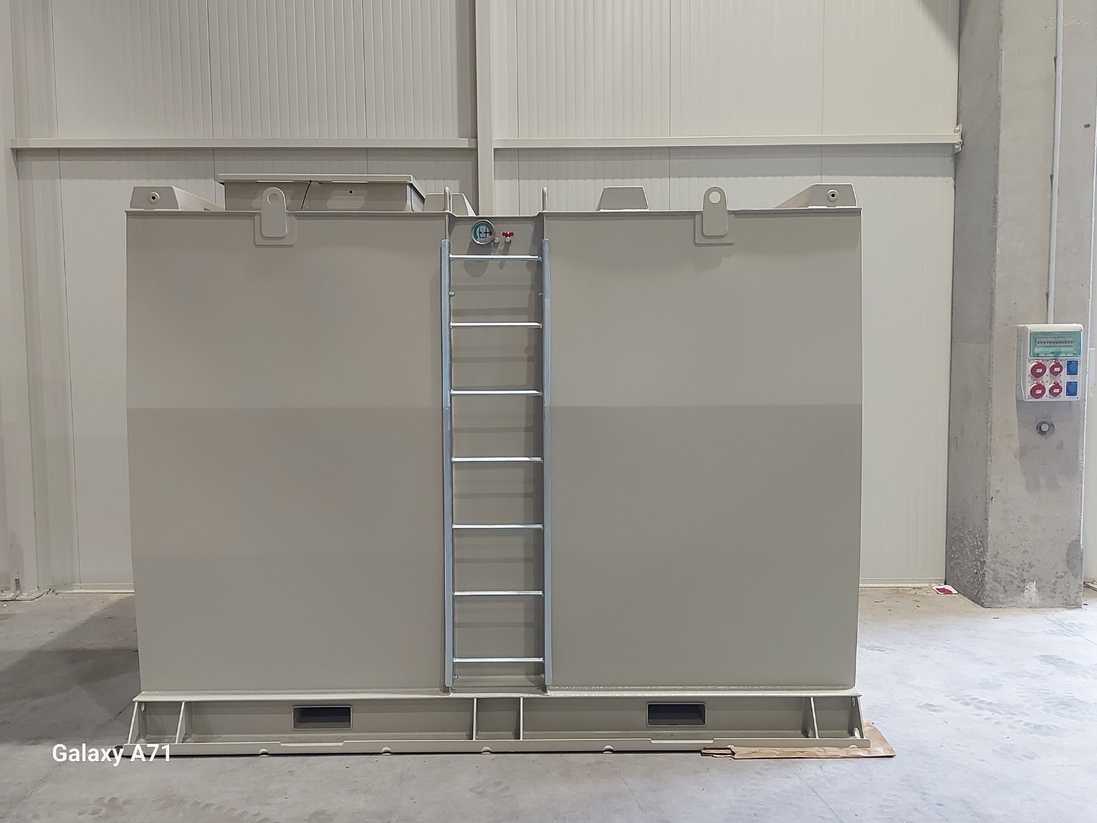 Double-walled tank capacity 10 000l