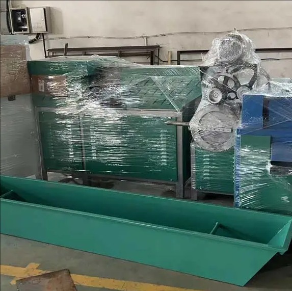 TWO STAGE PLASTIC RECYCLING MACHINE