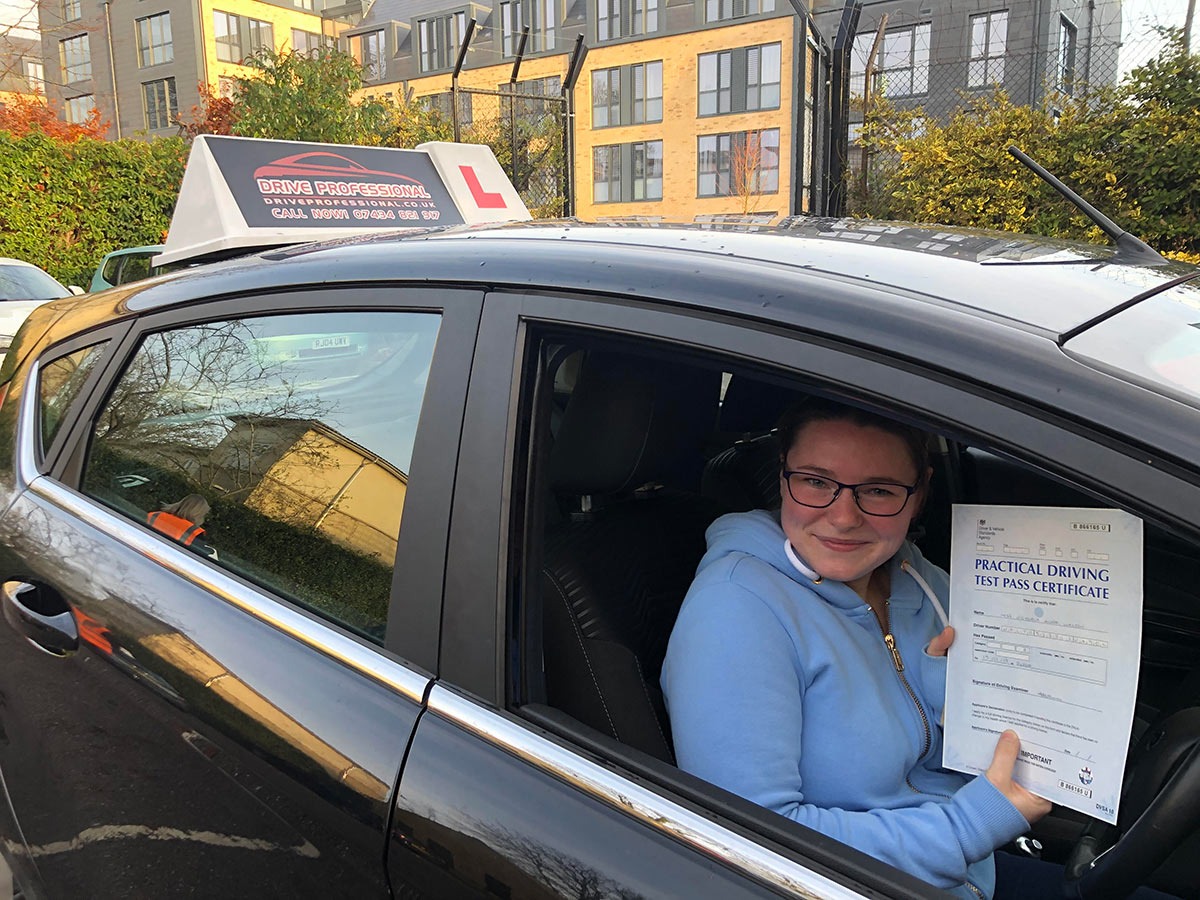 Manual driving lessons in the Oxford area