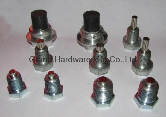 Magnetic oil drain plugs