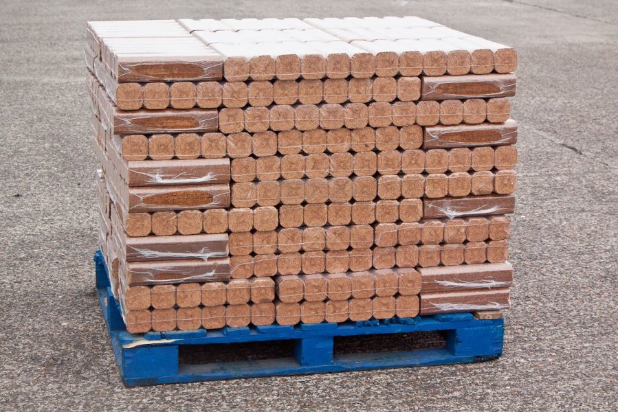 910kg Premium Hardwood Briquettes