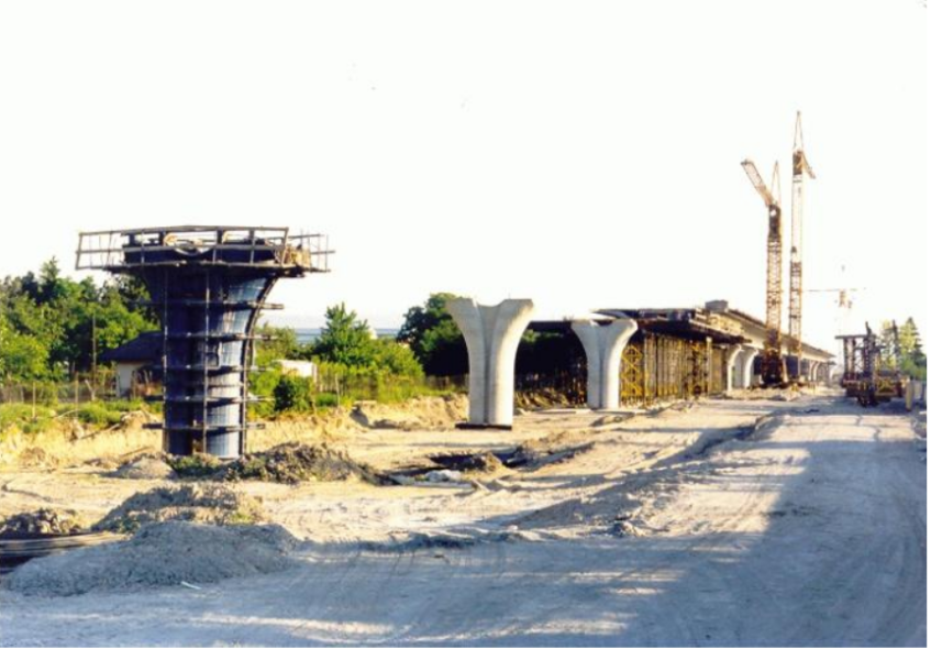 Shuttering bridge piers