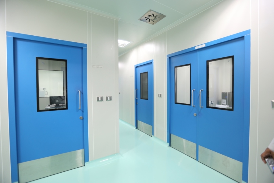 Modular Clean Room Partitions