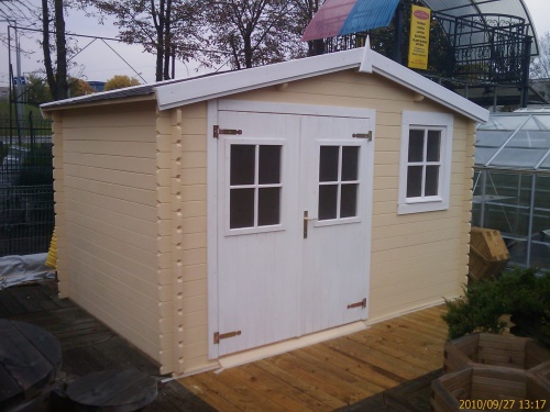 Log cabins available in 28/34/44/68mm