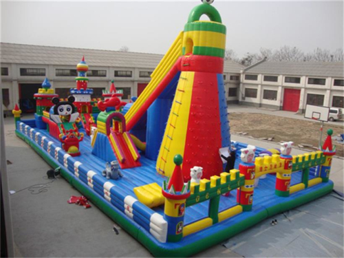 inflatable bouncer