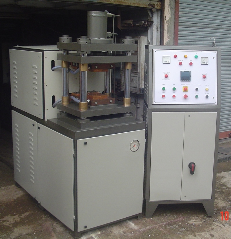 Double Compaction Hot Sintering Press Machine