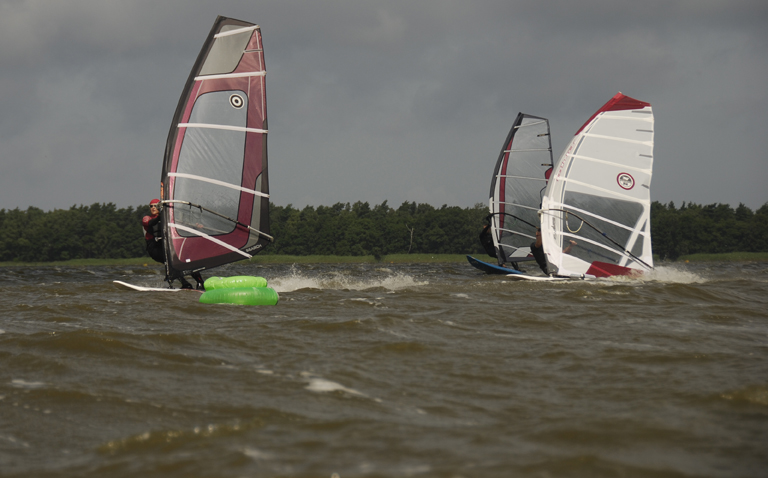 Szkoła windsurfingu