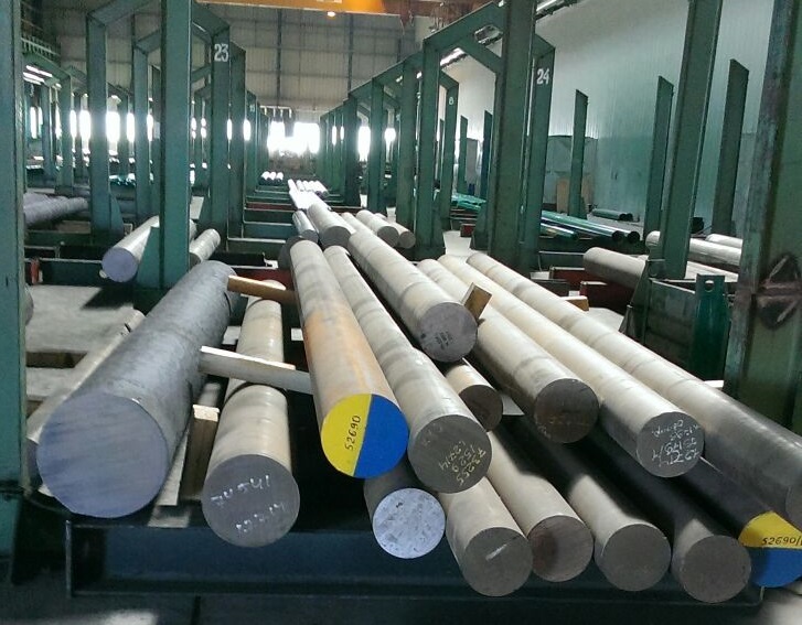 Forged steel bar