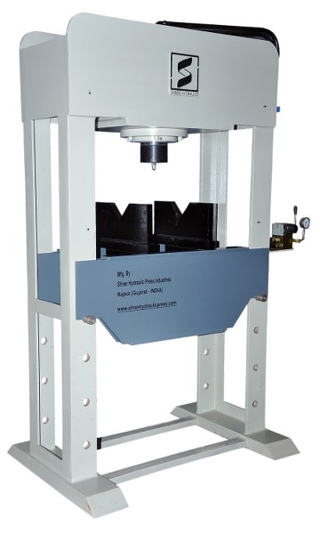 Hydraulic Straightening press machine.