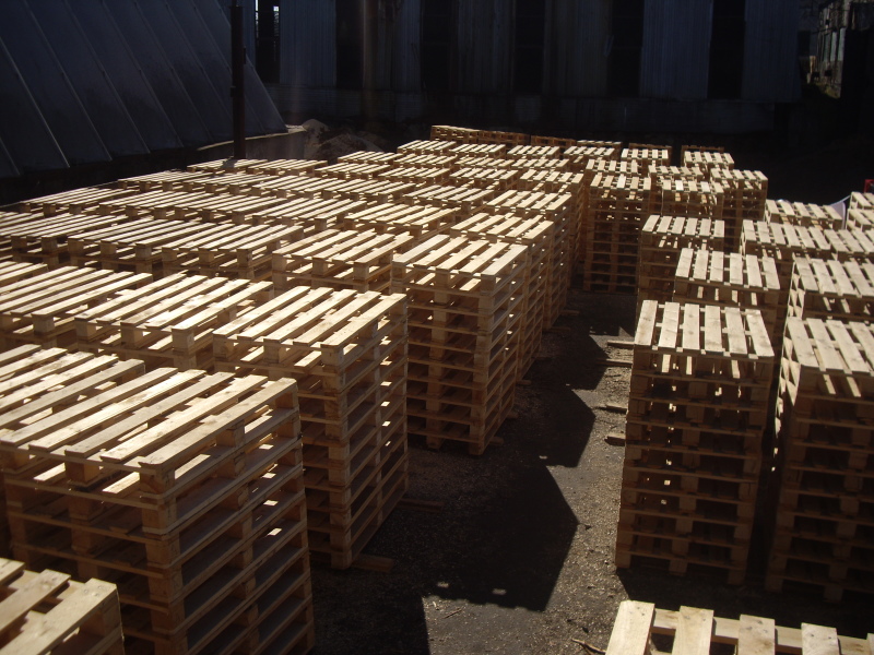 लकड़ी pallets