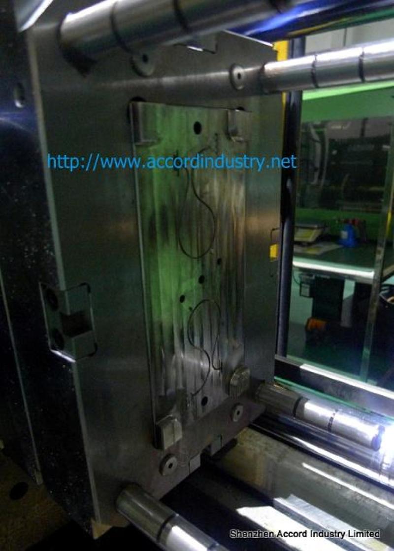 plastic injection mold