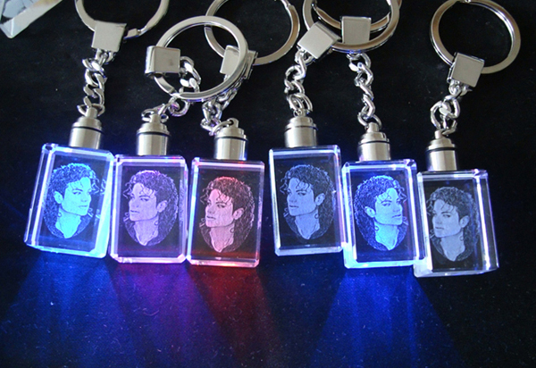 LED light personalized 2D 3D laser engraved crystal glass keychain keyring