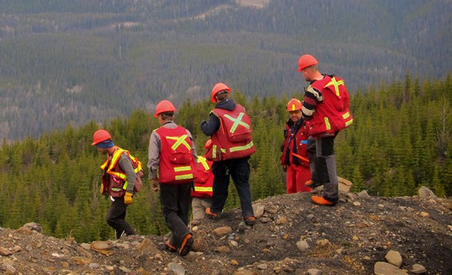 Servicios de consultoría en materia geológica y geofísica