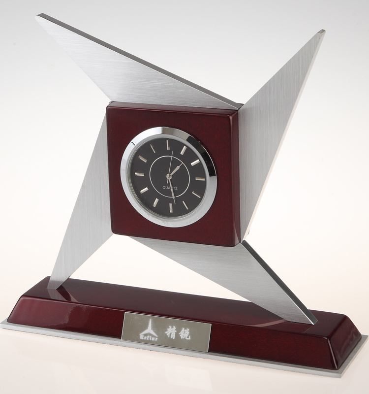 Conda Wooden desk clock - A6029