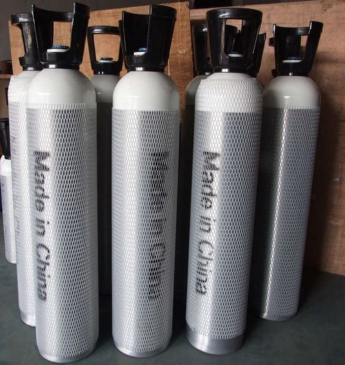 Low price high quality gas 40L steel oxygen cylinders