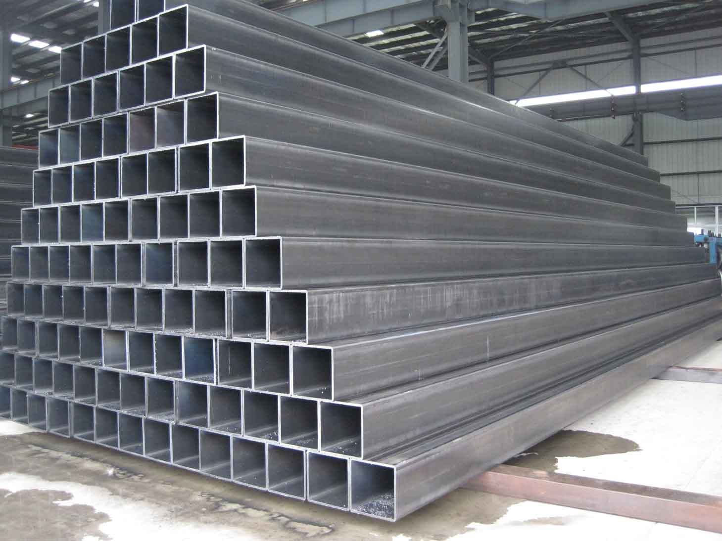  Black astm a500 grade b steel pipe in China Dongpengboda