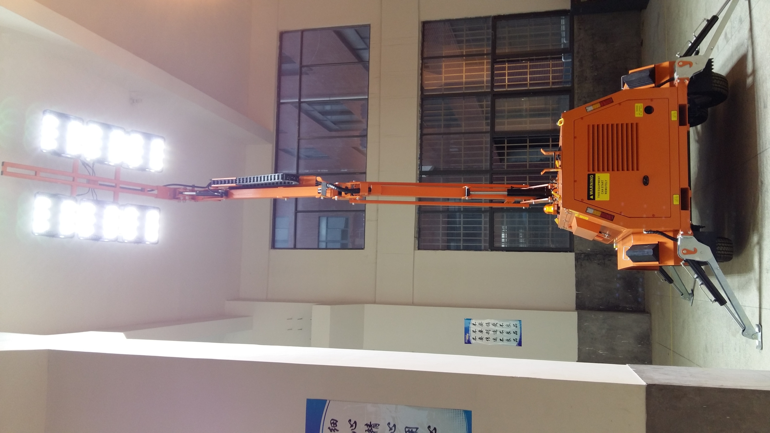 Led mobile lighting tower