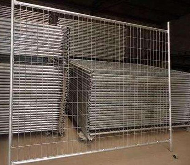 Temporary Wire Mesh Fence