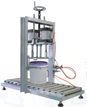 In the semi-automatic barrel pneumatic capping machine