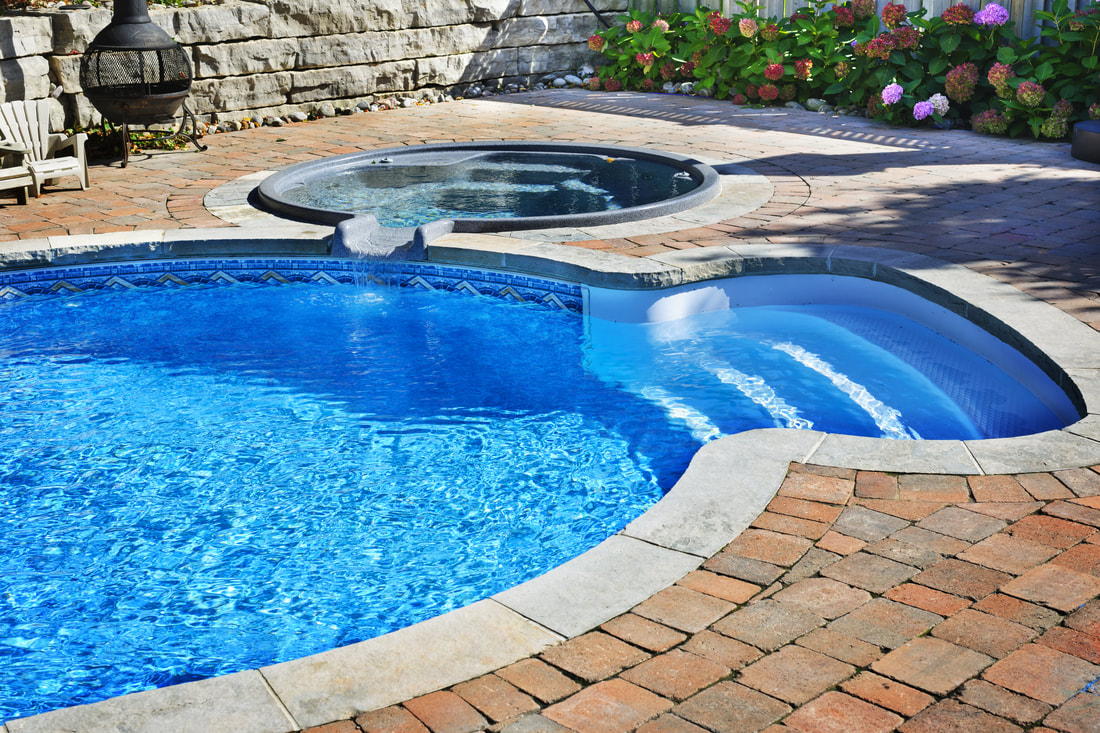 Swimming pools services