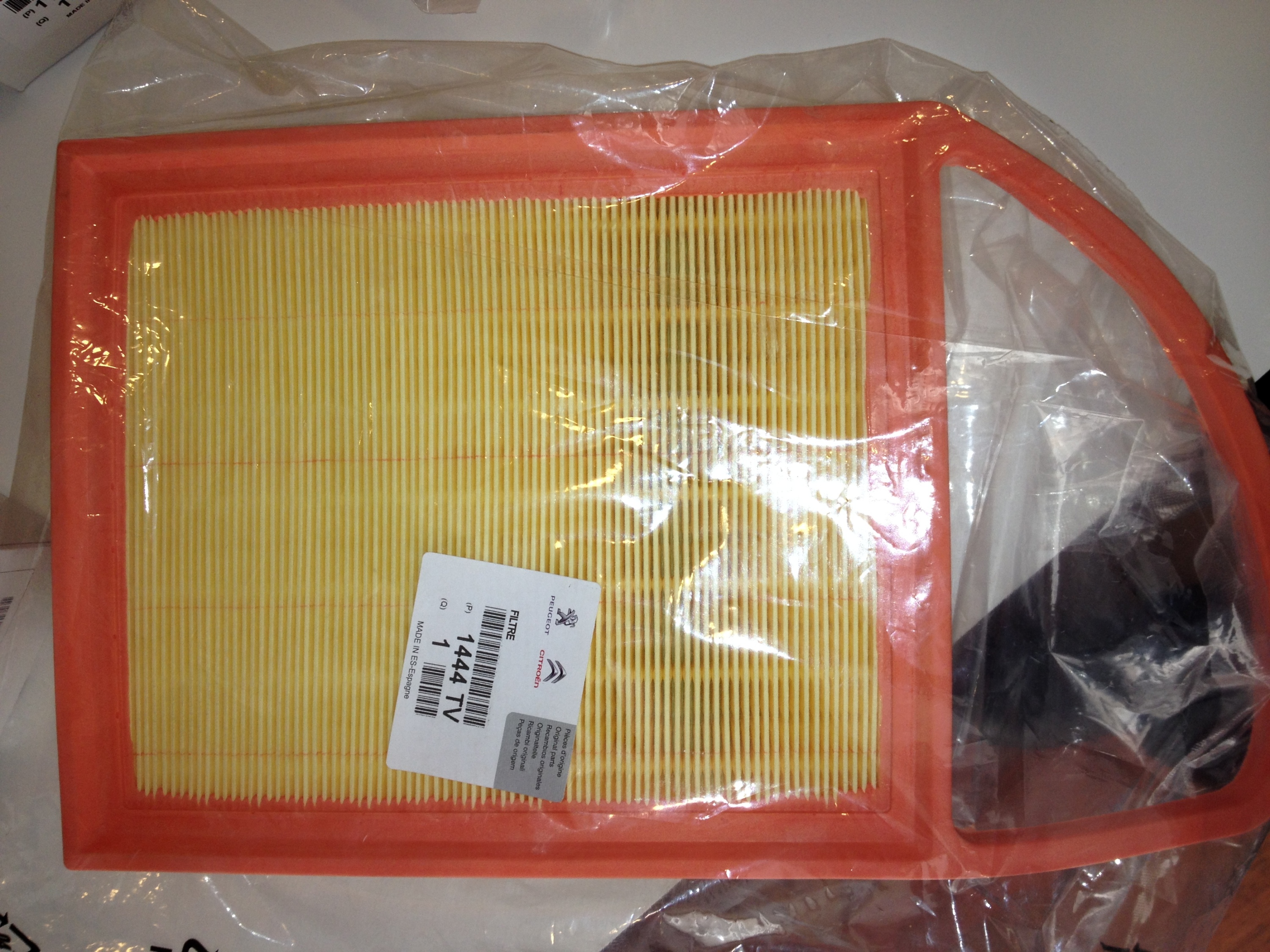 PEUGEOT AIR FILTER 1444.TV