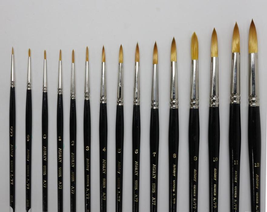 Paint brushes