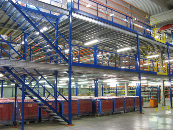 Mezzanine storage-platforms, metaal