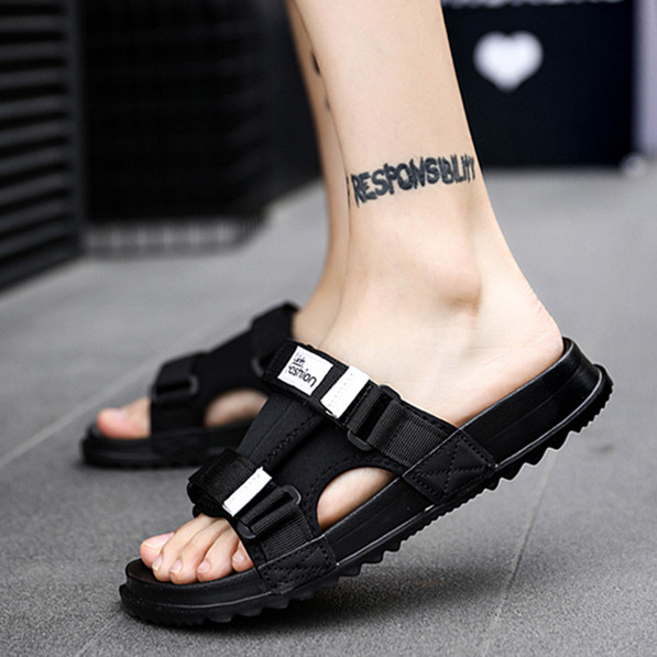 Sandal