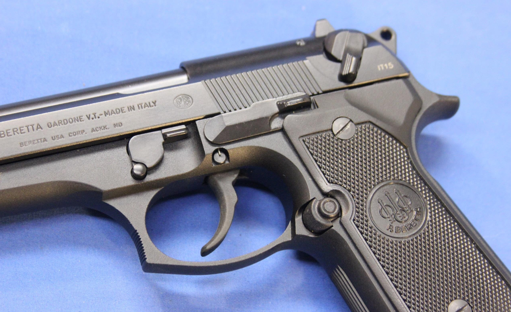 BERETTA 92FS 9mm w/FACTORY BOX & 2 MAGS For Sale Online	