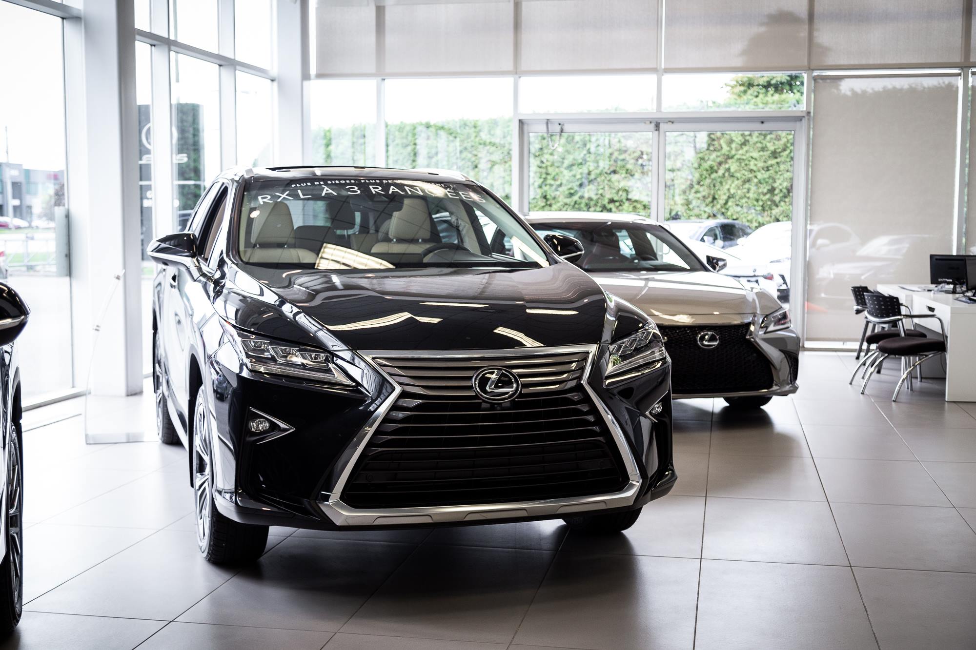 Interior - Lexus Gabriel Brossard (3)