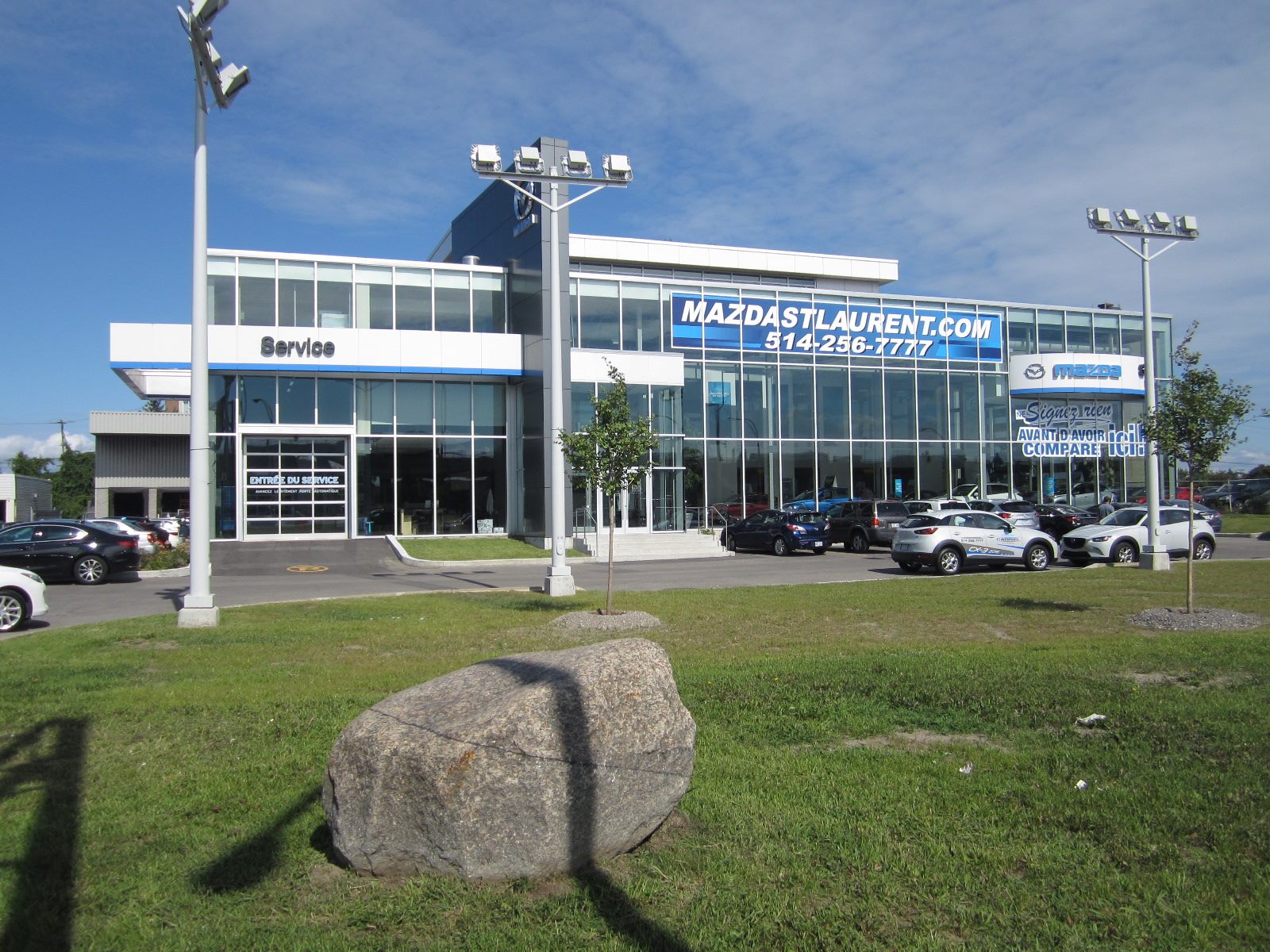 Exterior - Mazda Gabriel St-Laurent