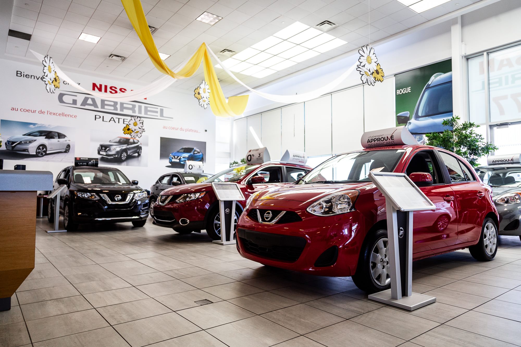 Interior Nissan Gabriel Plateau