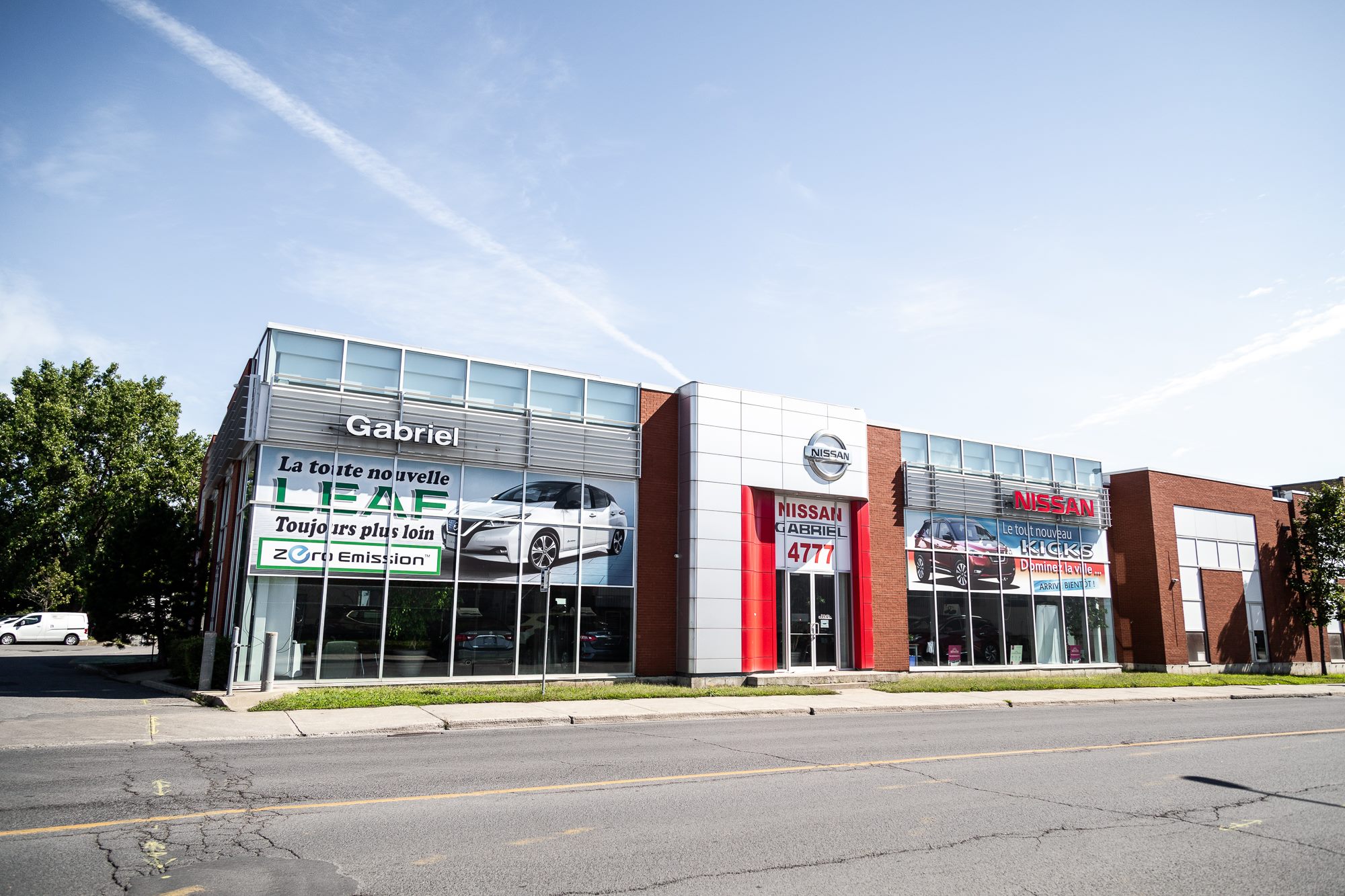 Exterior Nissan Gabriel Plateau