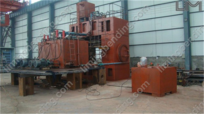 426 Tee Forming Machine