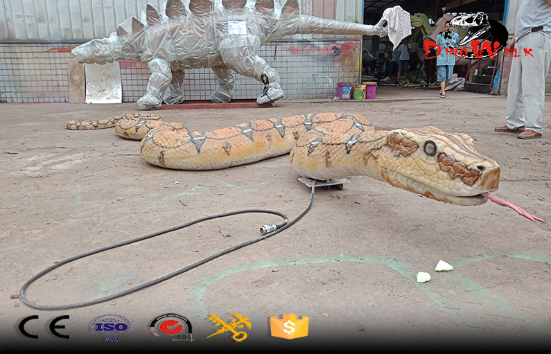 huge real like animatronic snake boa model