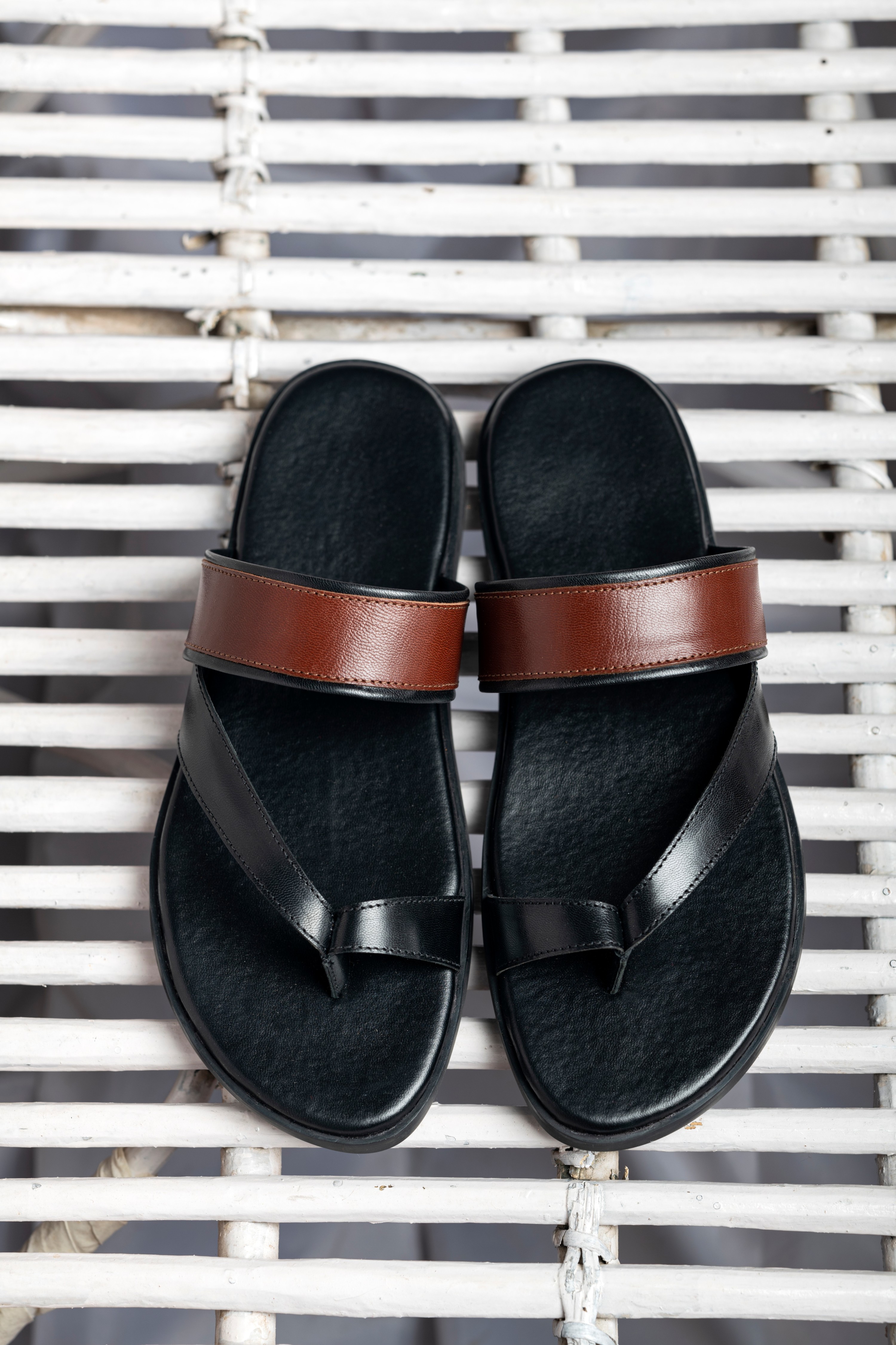 Dəri sandal