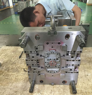 BEST CHINA PLASTIC INJECTION MOLDING MANUFACTURER