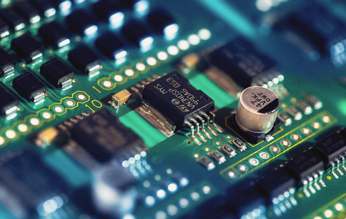 Vervaardiging van elektroniese onderdele en circuit boards