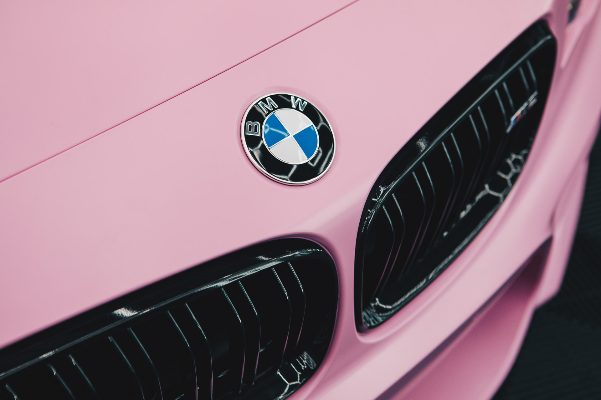 Serviços de manutenção de automóveis