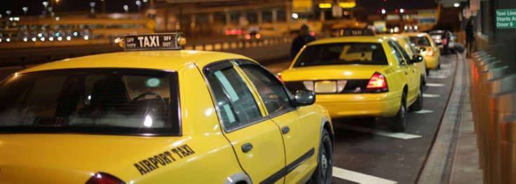 Taxitjänster