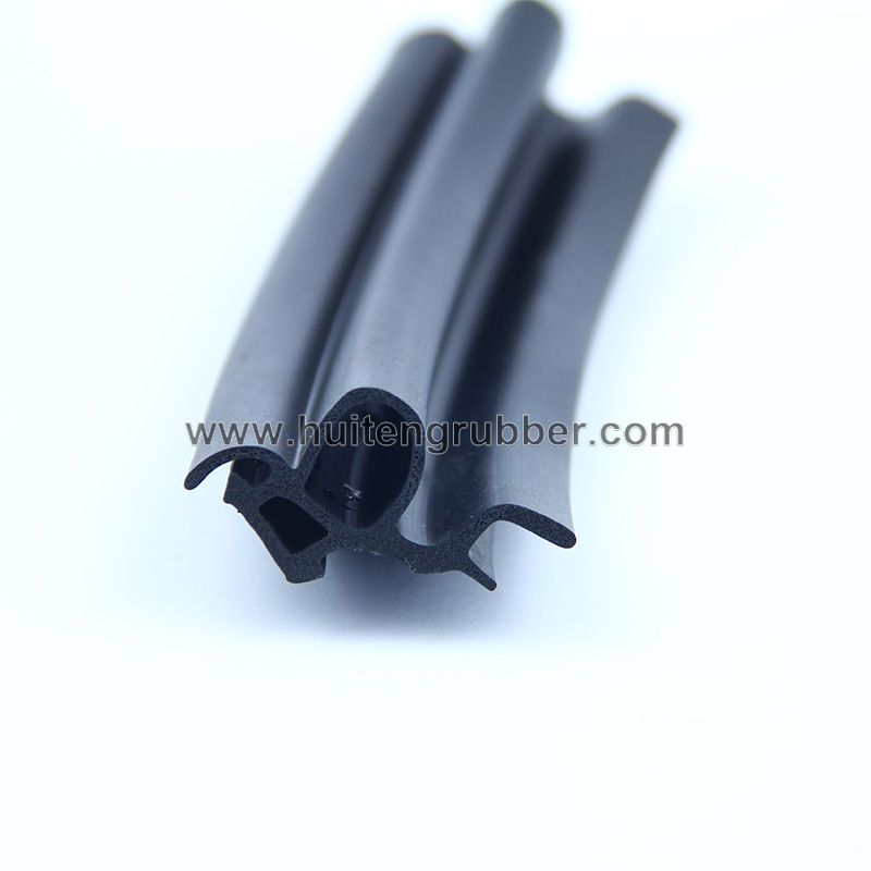 EPDM     Oem Rubber Sealing Strip Manufacturers 