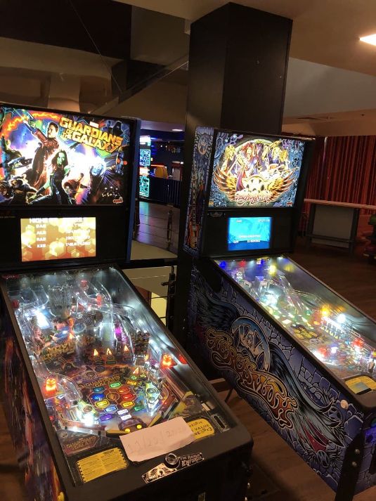 Buy Pinball machine online