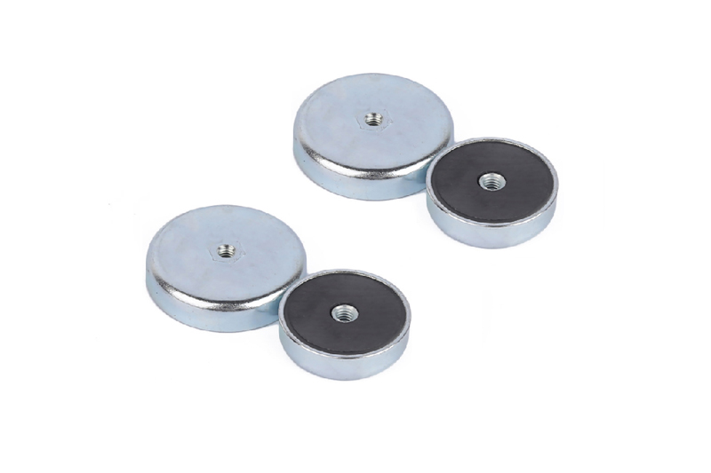 Flat Ferrite Pot Magnets With Threaded Hole